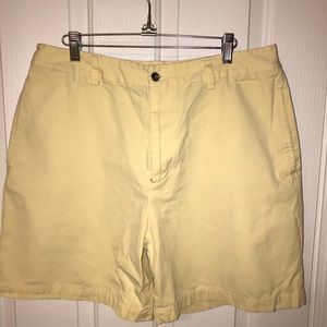 Vineyard Vines 34 waist, 7” inseam